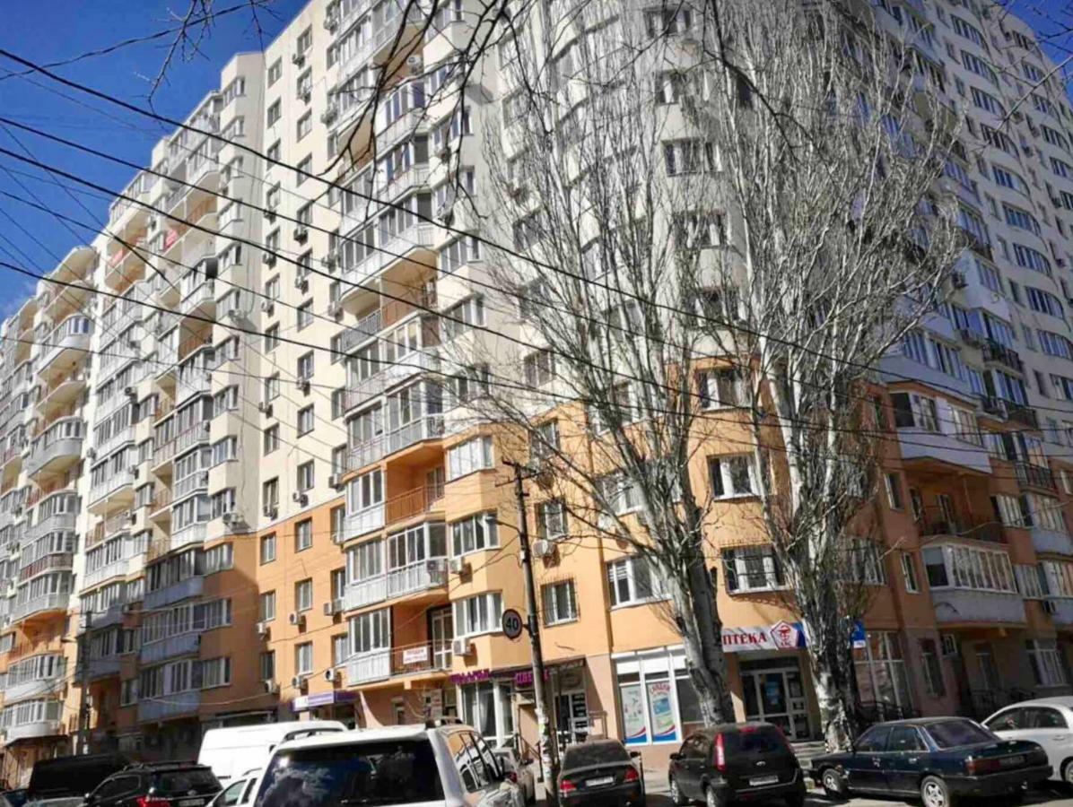 Apartments & Vernissage On Kostandi 敖德萨 外观 照片